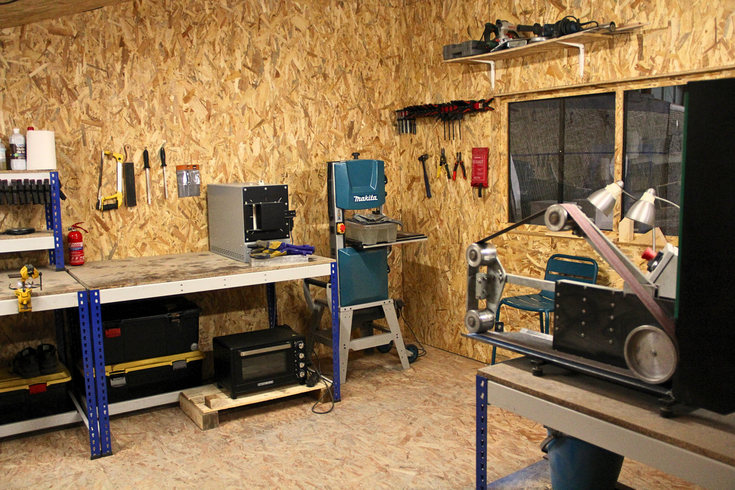 atelier fabrication d'un couteau de table