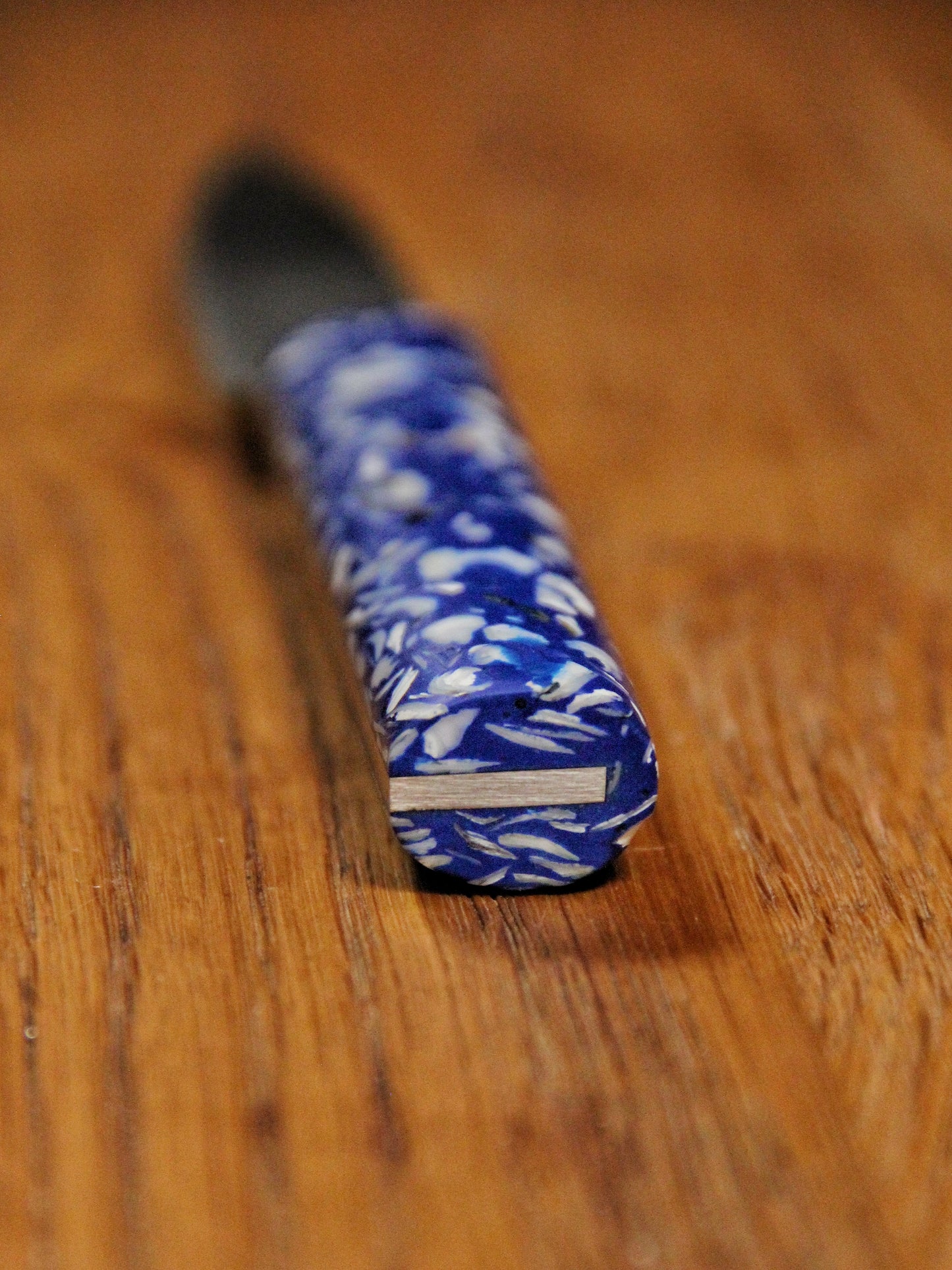 couteau table coquillages huitres bleu detail